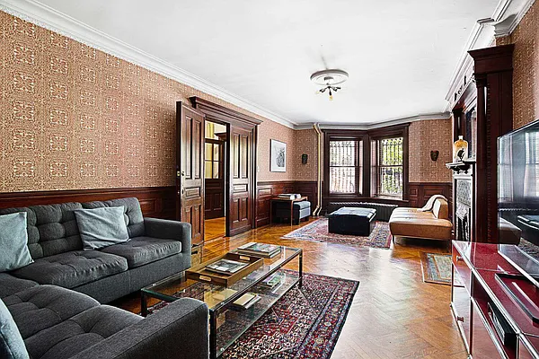 Sold by Compass | media 14