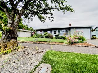 1319 Quinalt St, Springfield, OR 97477