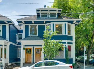 2186 NW Kearney St, Portland, OR 97210