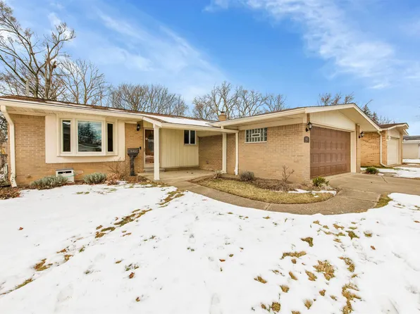 9411 Bassett St, Livonia, MI 48150