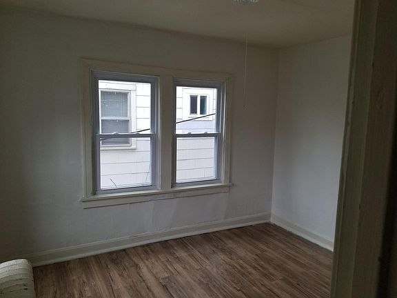 3rd image of 5116 Baltimore Ave #3S