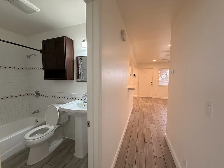 2843 C St — Photo 15