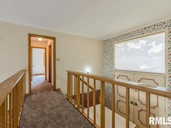 5th image of 305 22nd Avenue Ct