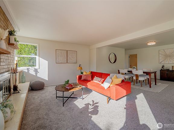 3rd image of 5424 163rd Avenue SE