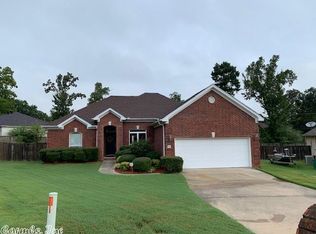 106 Woodridge Ct, Little Rock, AR 72204