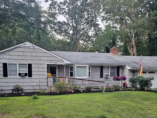 1295 Old Orchard Lane, East Marion, NY 11939