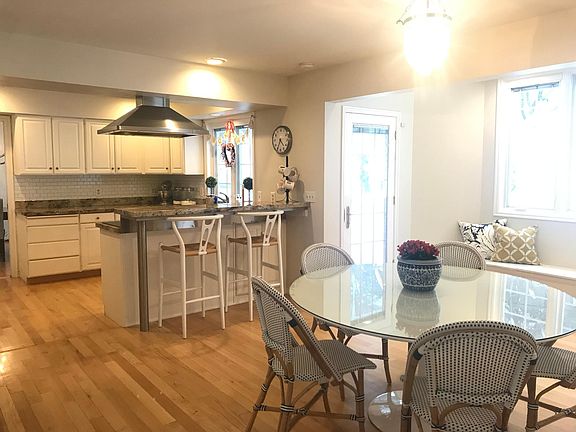 5th image of 4493 S Parkview Dr