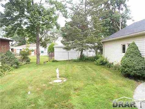 2nd image of 3802 Steiner St