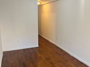 253 E 206th St #2C, Bronx, NY 10467