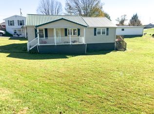580 Apple Ave, Olive Hill, KY 41164