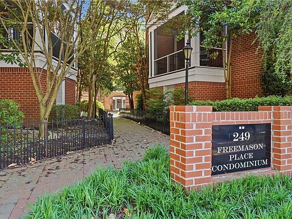 2nd image of 249 W Freemason St APT 205