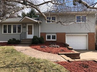 2384 County Road E E, White Bear Lake, MN 55110