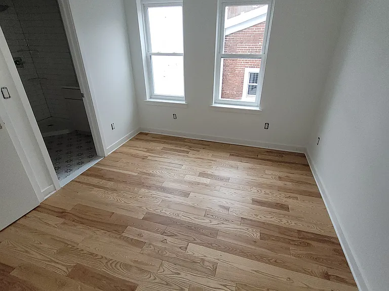 223 E Girard Ave #1R — Photo 28