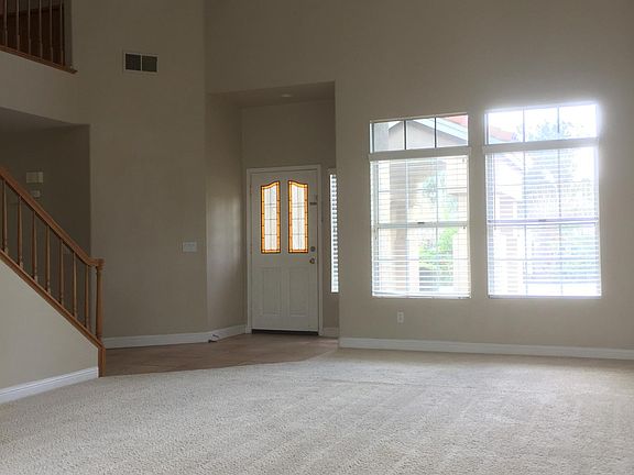 2nd image of 41560 Magnolia St