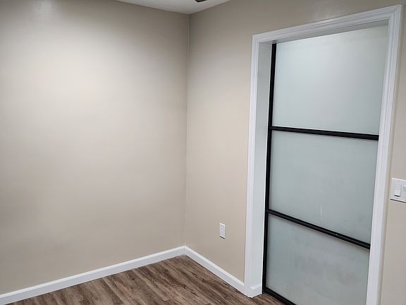 5th image of 6505 White Oak Ave