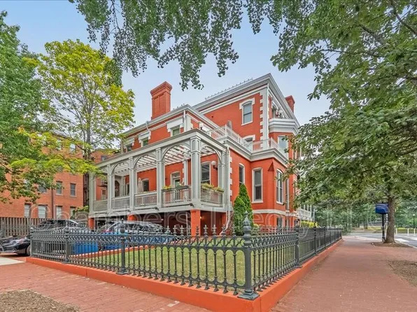 4 Logan Cir NW Unit 2-A1320, Washington, DC 20005