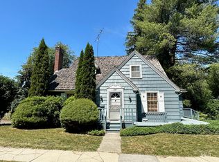 820 E 1st St, Moscow, ID 83843