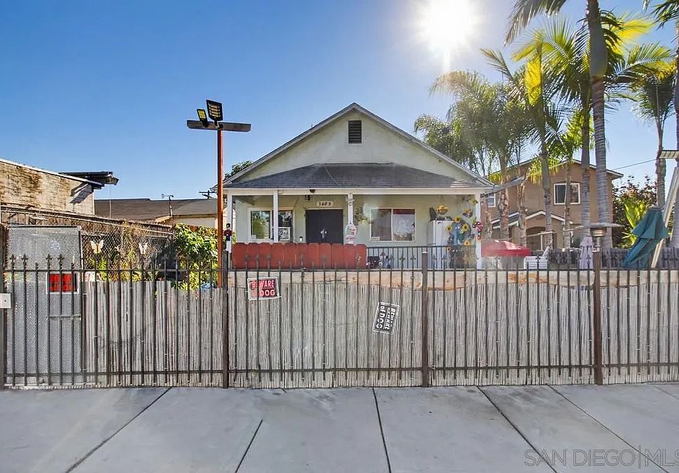 1st image of 3483-85 Newton Ave