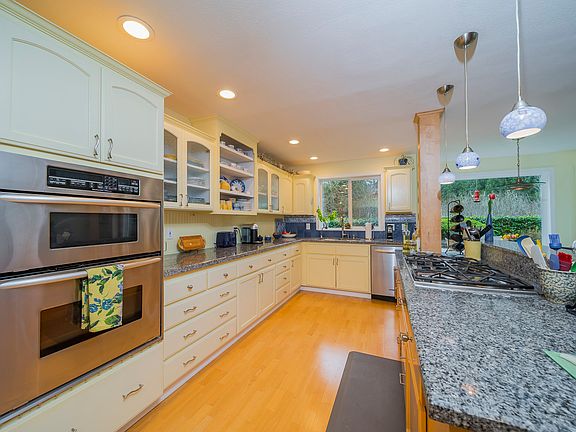 5th image of 16911 58th Ave NW