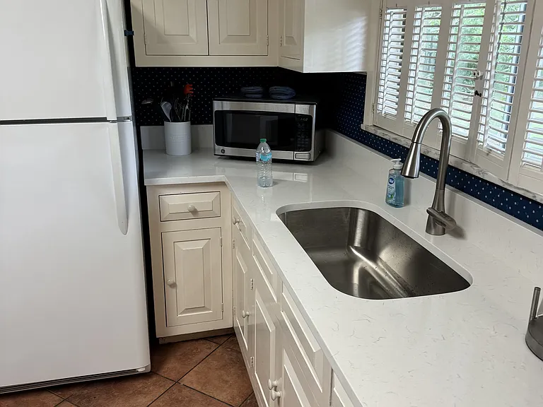 4637 Oakview Dr — Photo 12