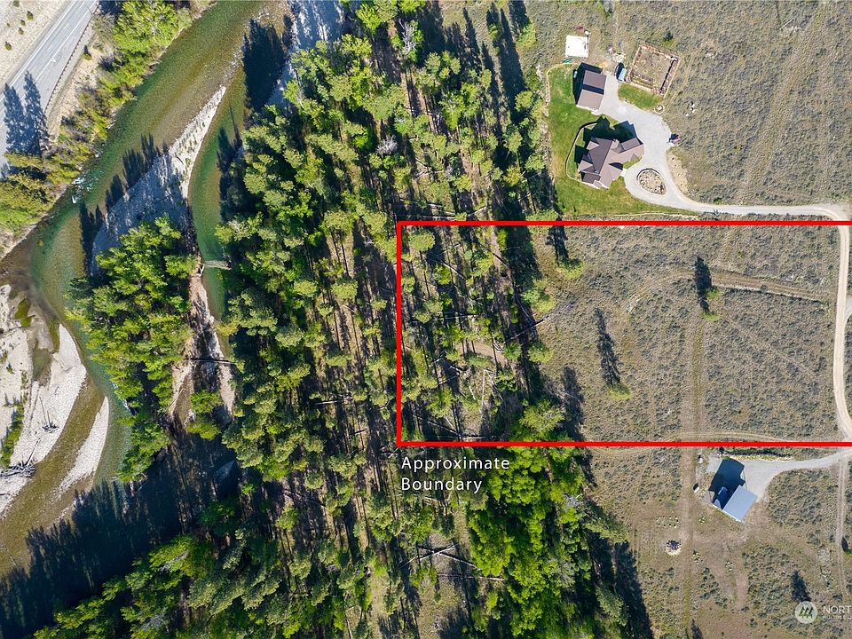 1st image of 28 A Lodge Lane