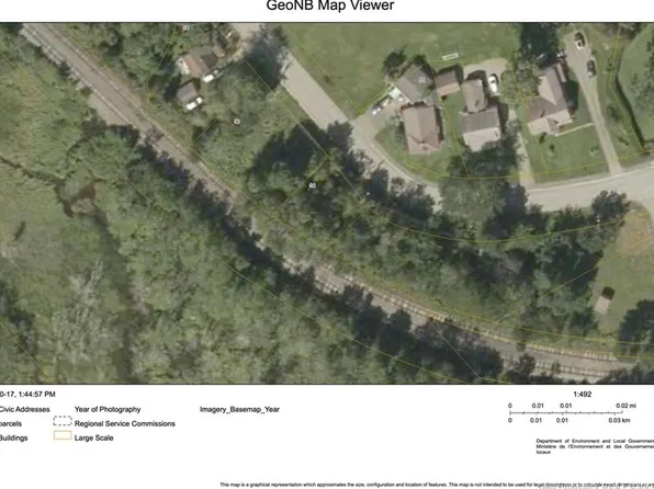 54 Riverside Dr, Saint Stephen, NB E3L 1C2