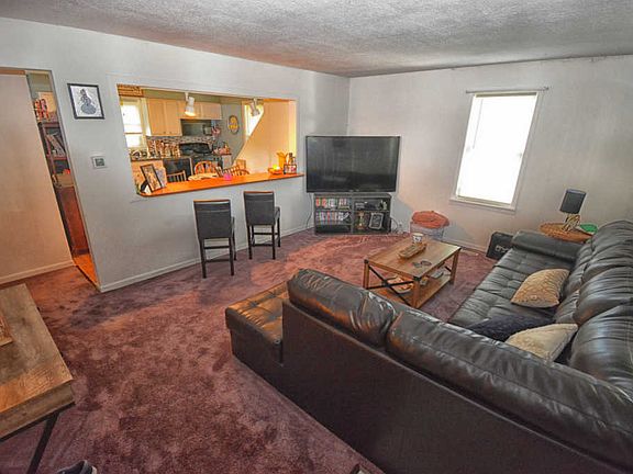 4th image of 148 N Jackson Ave