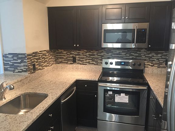 Soft Close Cabinetry!