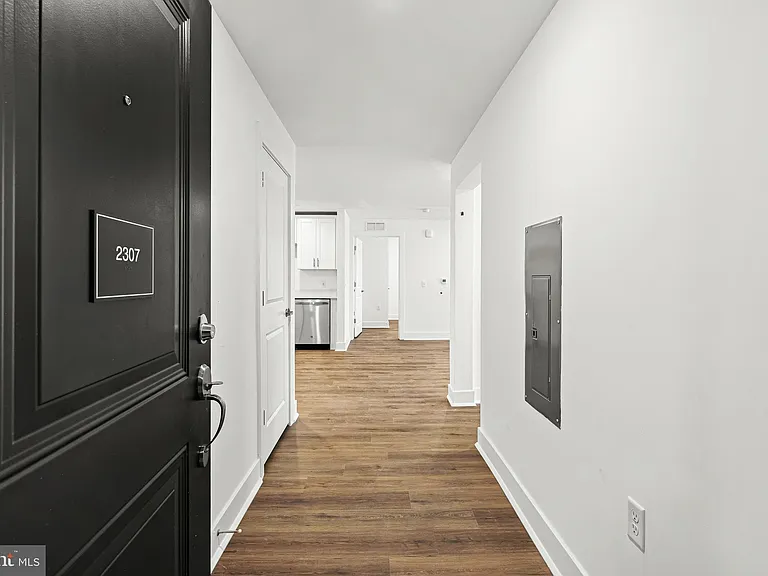 2307 Prince Hall Dr — Photo 2