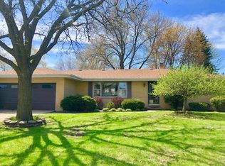 4133 Harper Ave, Gurnee, IL 60031