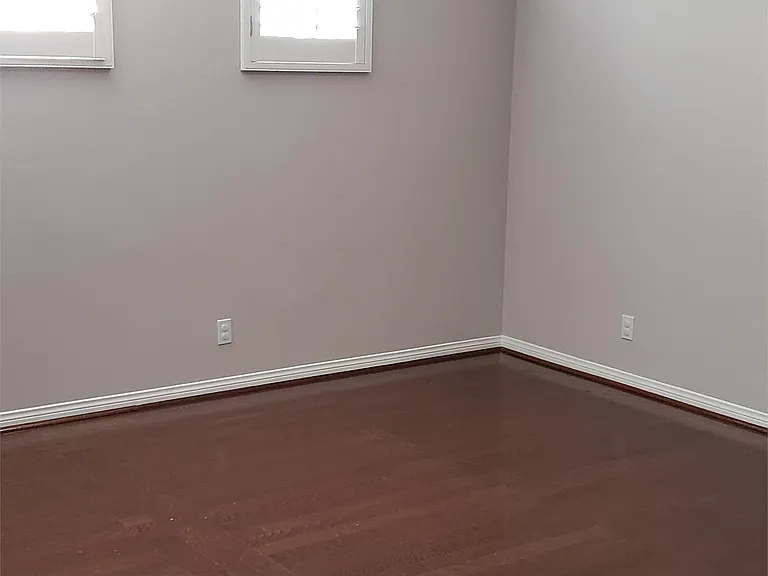 3337 Crossland St — Photo 8