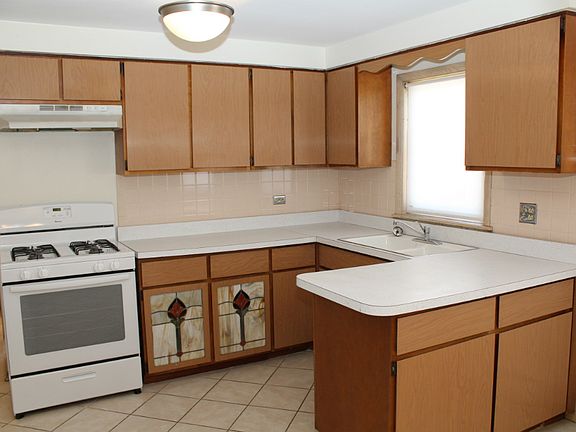 2nd image of 6744 W Diversey Ave APT 2S