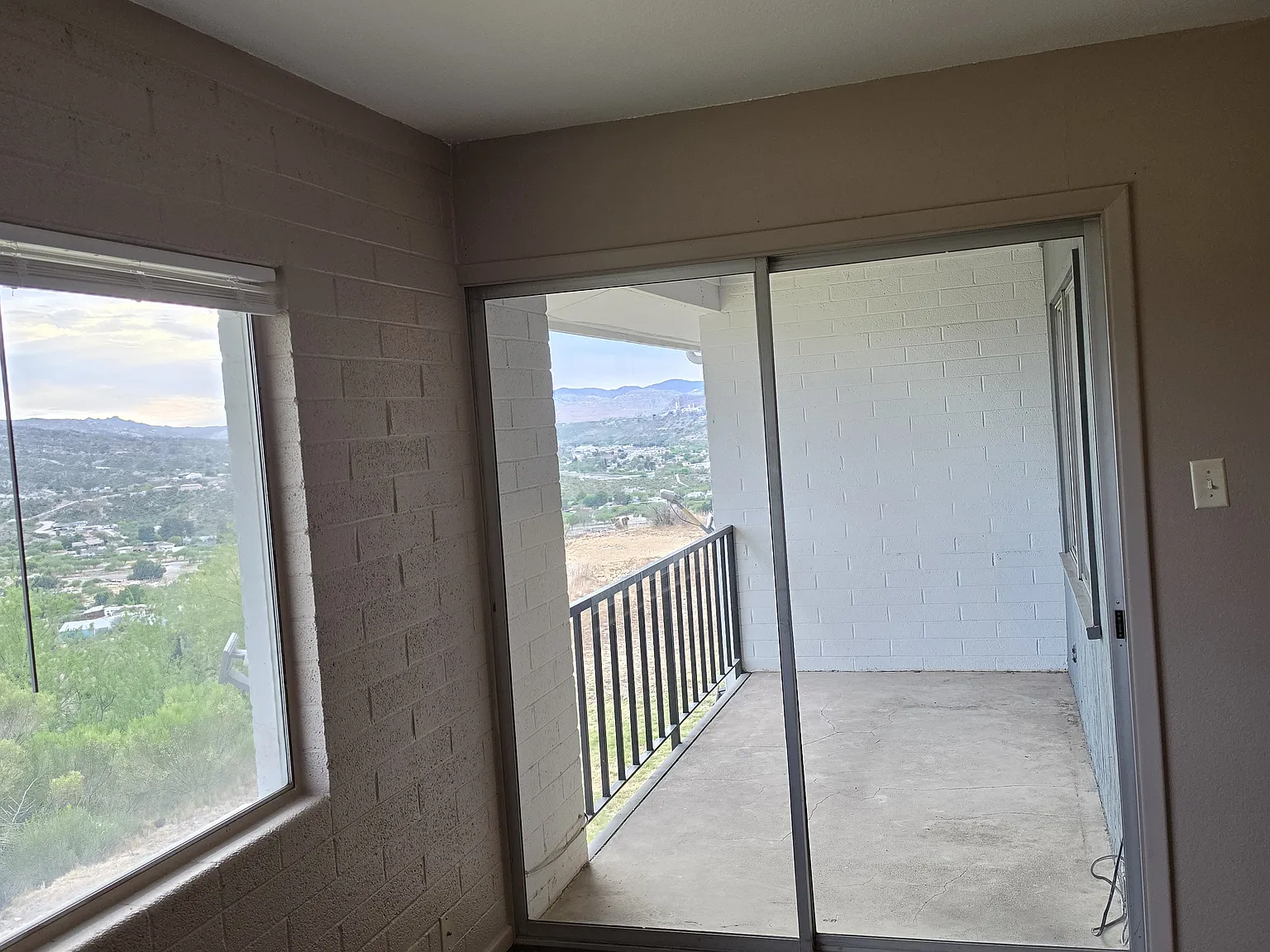 2 bed, 1200 sqft, $950 — Photo 4