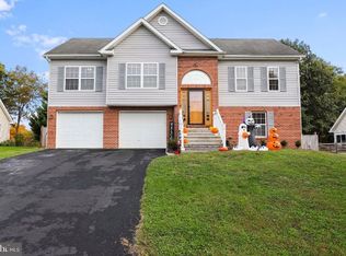 106 Lusitano Ln, Martinsburg, WV 25405