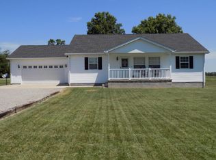 15088 Bradley Ln, Marion, IL 62959