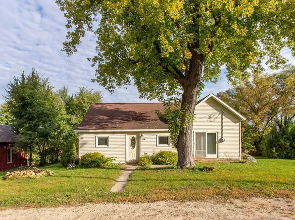 308 E Main St, Browntown, WI 53522