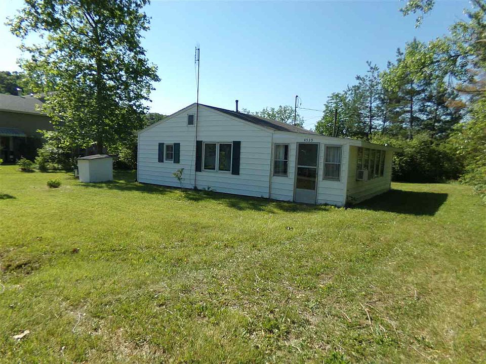 1st image of 4539 W East Dr