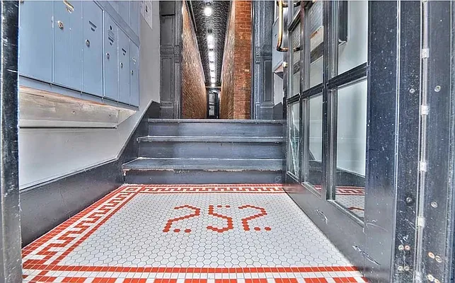 Rented by REAL New York | media 17