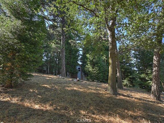 5th image of 0 Pine Dr #16