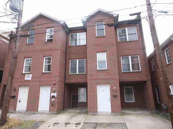 14 S Poplar St, Oxford, OH 45056