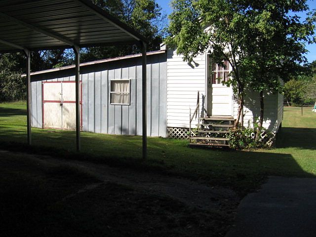 2nd image of 213 Peebles St
