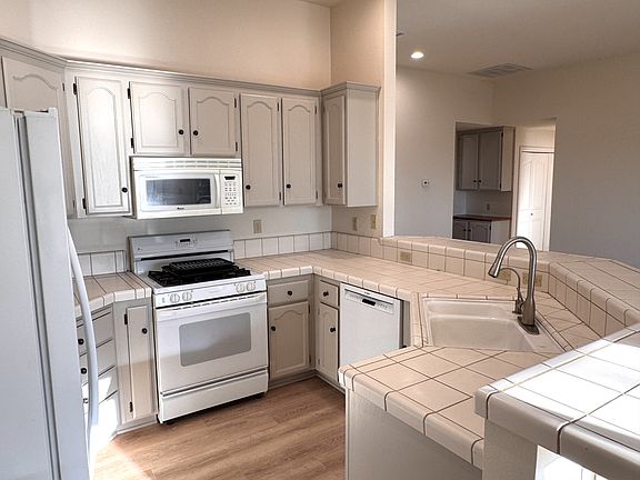 5th image of 146 Northridge Dr