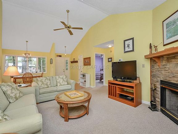 Vaulted Ceiling w/ skylight