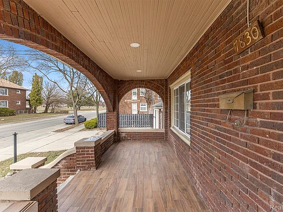 4th image of 7830 Miller Rd