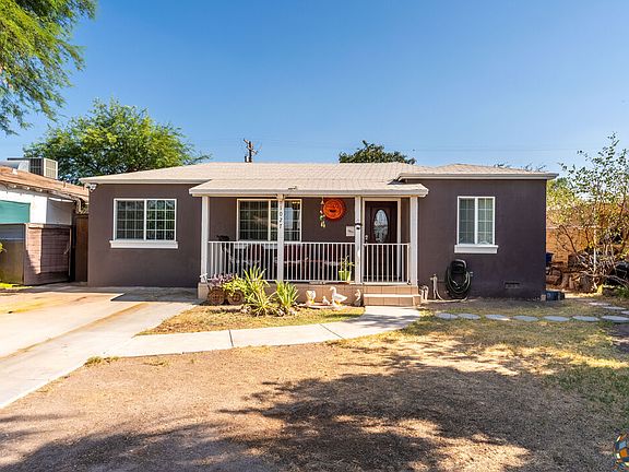 3rd image of 1027 W Heil Ave