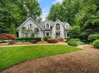 211 Birkhaven Dr, Cary, NC 27518