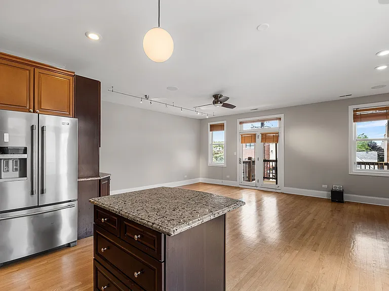 854 W Buckingham Pl #3NE — Photo 4
