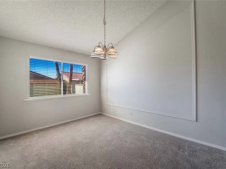 8705 Isola Dr — Photo 7