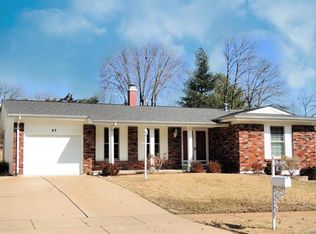 43 Smoke Tree Dr, Fenton, MO