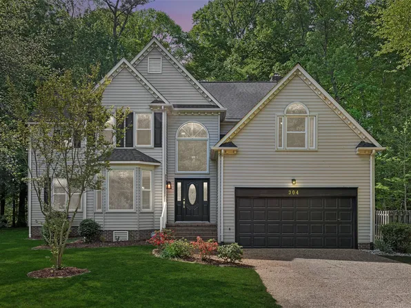 304 Autumn Way, Yorktown, VA 23693